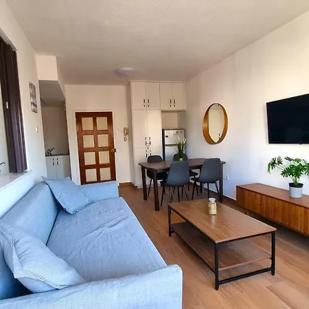 Daire Sea View - 2 Min Walk To The & 200 Mbit Highspeed Internet